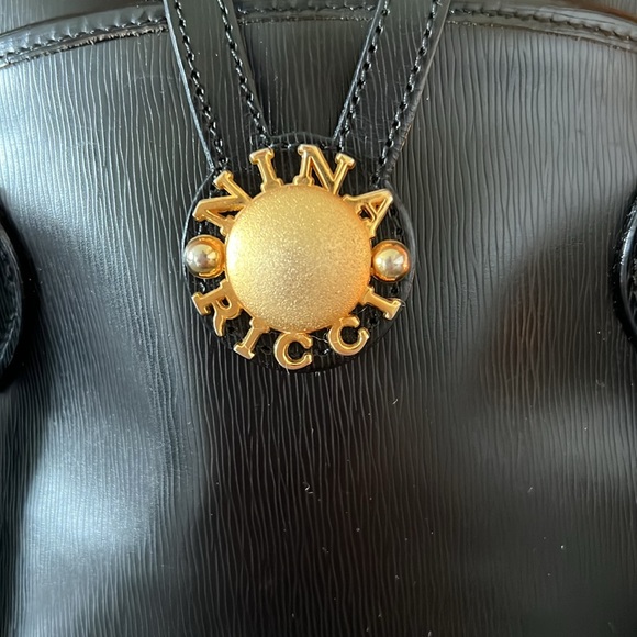 Nina Ricci Handbag - Picture 2 of 13